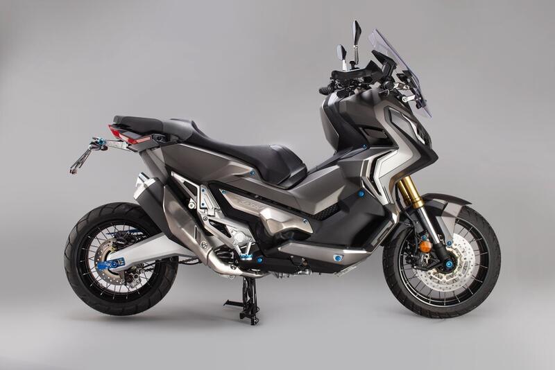 Pedane Con Poggiapiedi Snodati per Honda Opaco